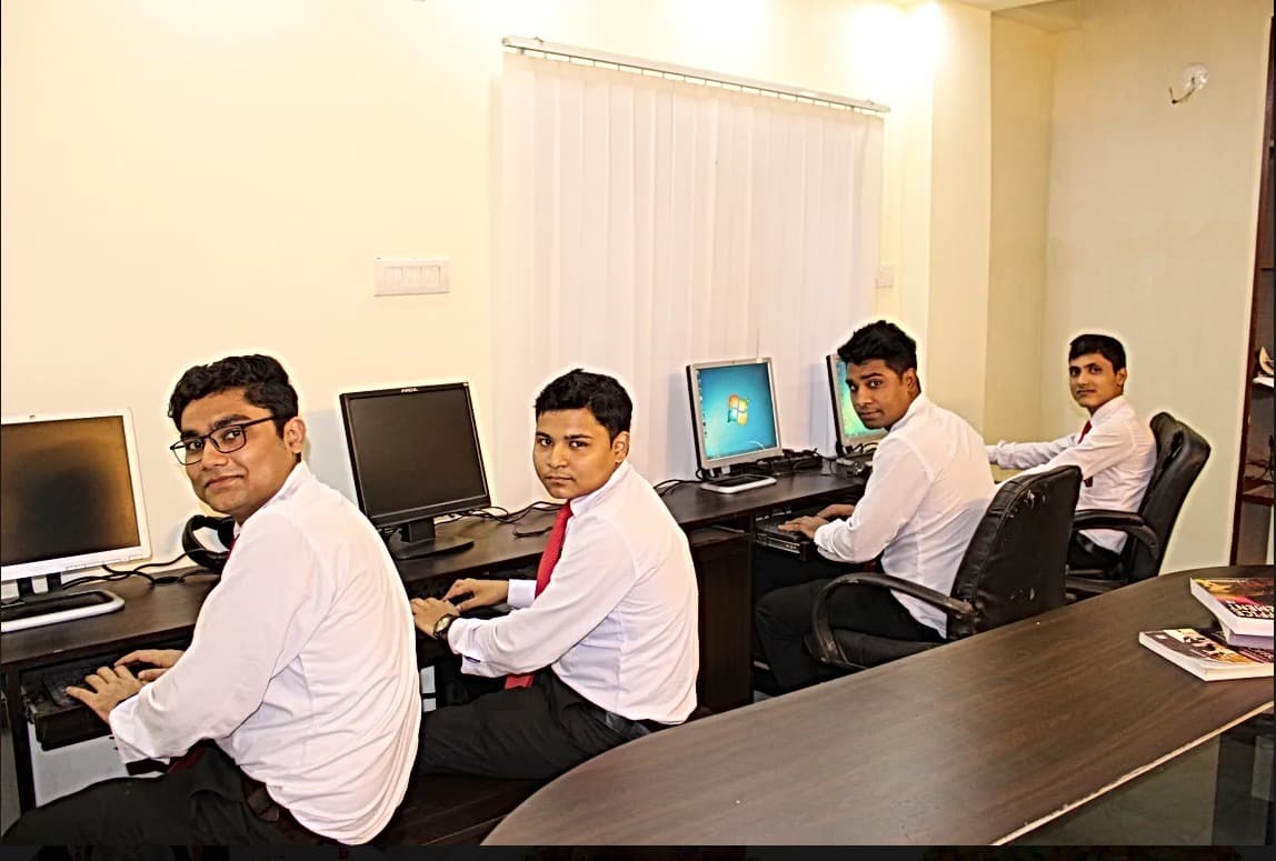 Decent International Institute of Hotel Management Kolkata Students Life photo 5